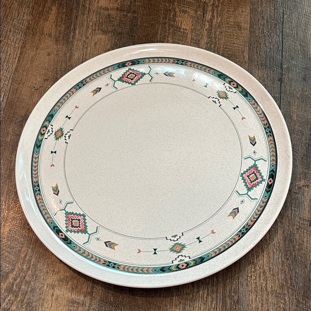 Adirondack collection by Studio Nova Cake‎ Plate Aztec